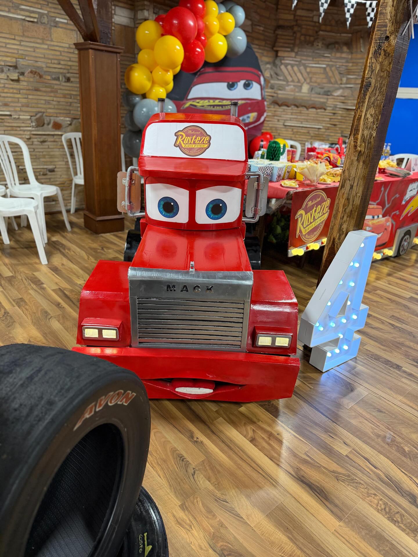 Allestimento Cars